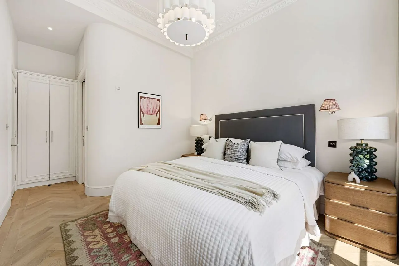 Elgin Crescent, London, W11 2JD, photo 9