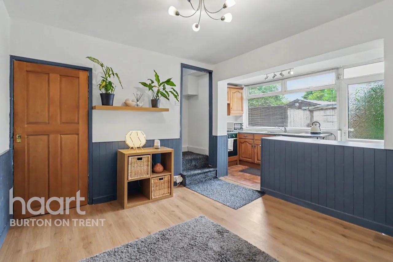 Midland Road, Swadlincote, DE11, photo 5