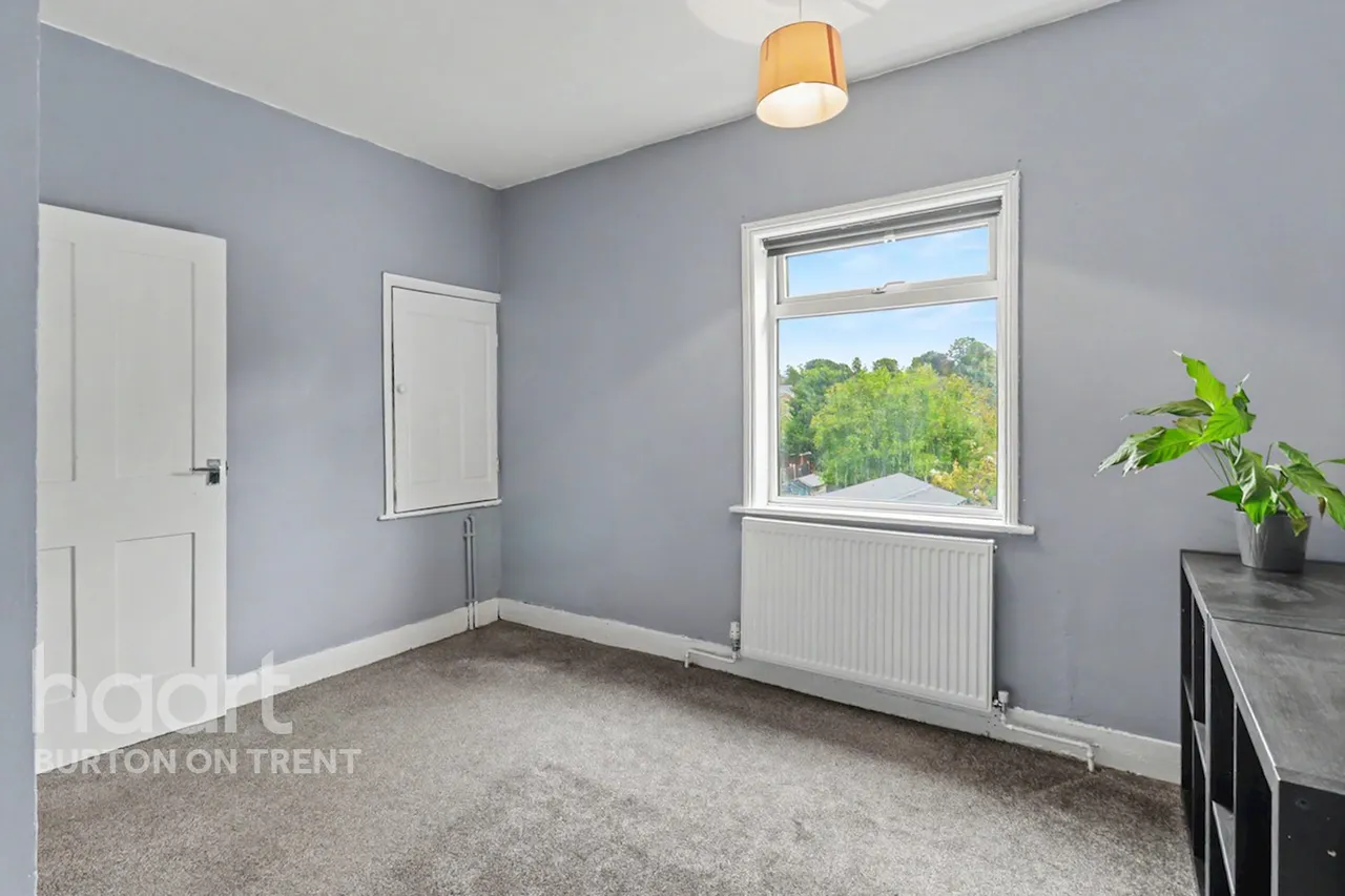 Midland Road, Swadlincote, DE11, photo 11