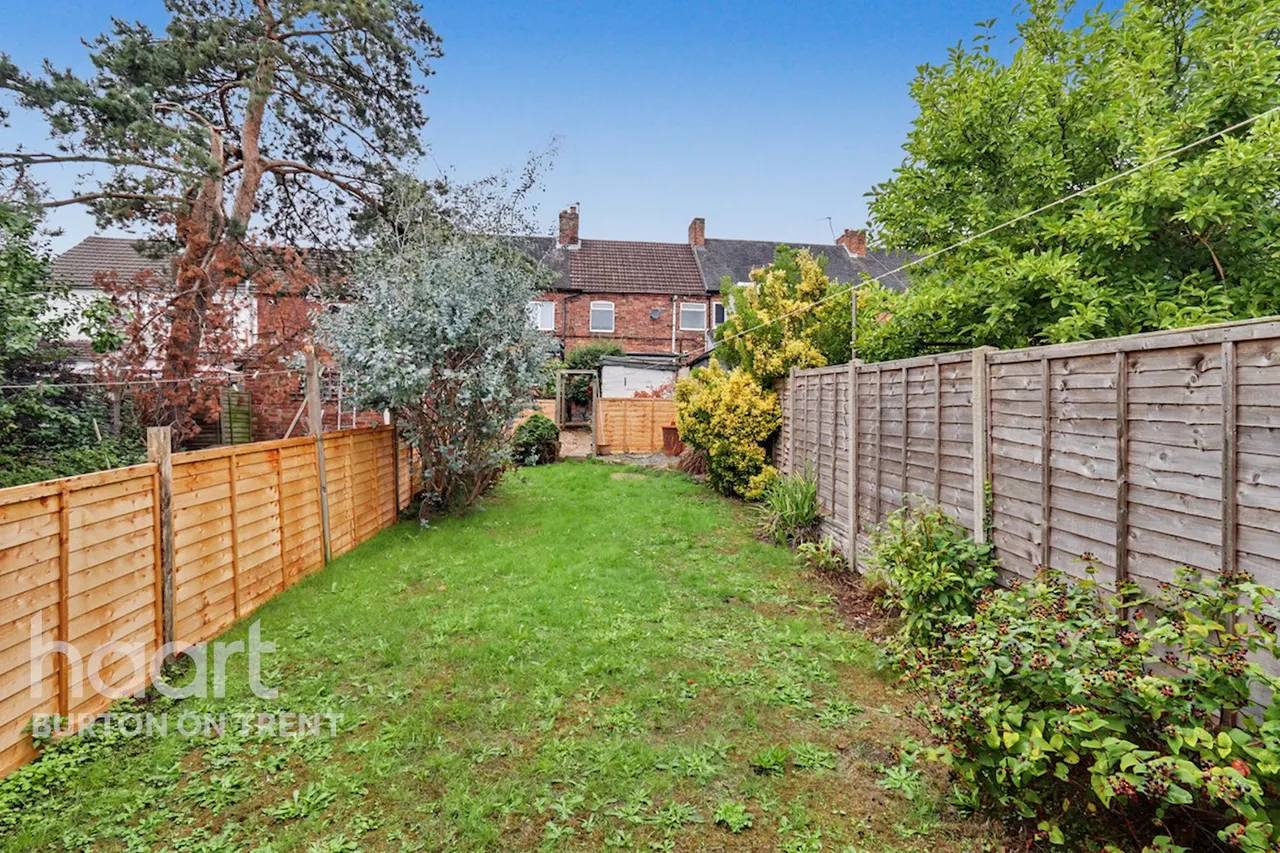 Midland Road, Swadlincote, DE11, photo 15