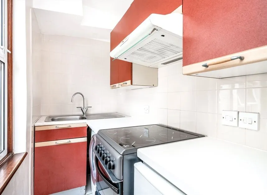 Crown Road, Twickenham, TW1, photo 3
