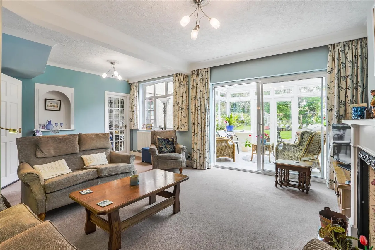 Wickham Avenue, Cheam, SM3 8DX, photo 5