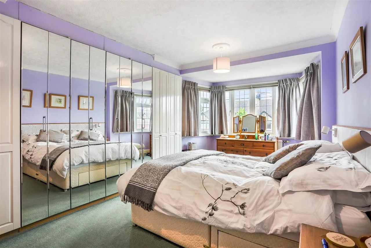 Wickham Avenue, Cheam, SM3 8DX, photo 22