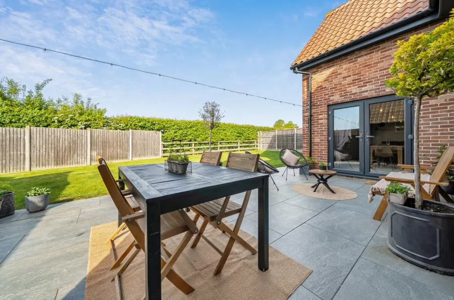 Church Road, South Lopham, IP22, photo 17