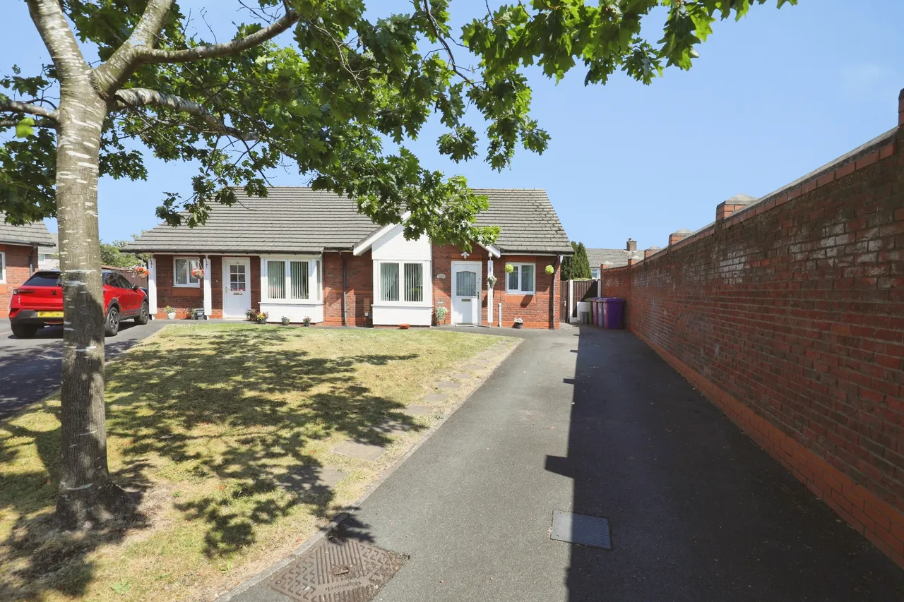 Wimbald Close, Liverpool, L25, photo 19