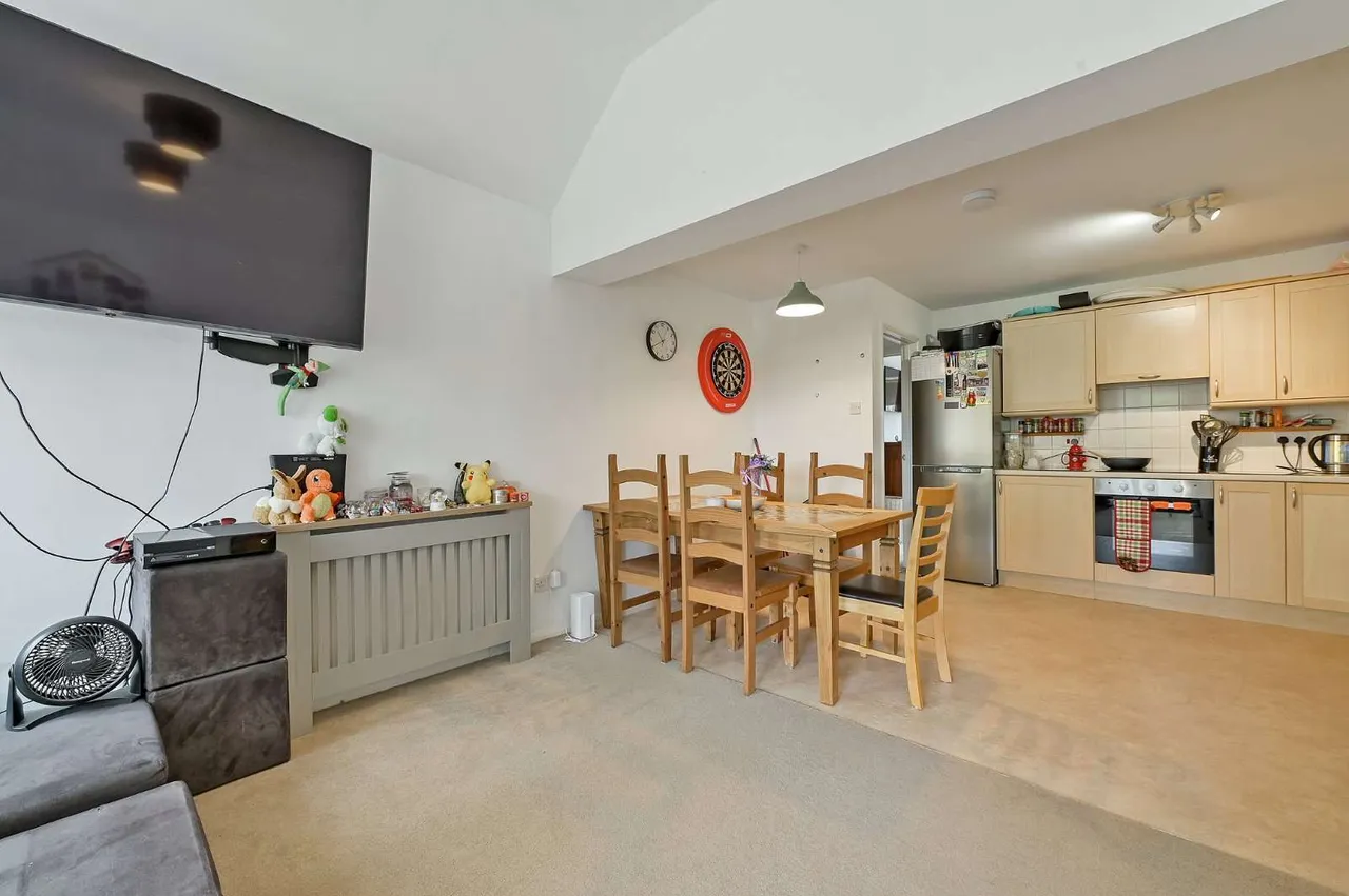 Hall Place Cottages, Honey Lane, Hurley, Maidenhead, SL6 6RQ, photo 5