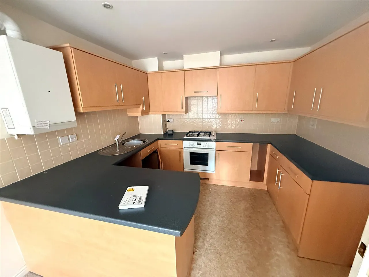Ray Mercer Way, Kidderminster, DY10, photo 2