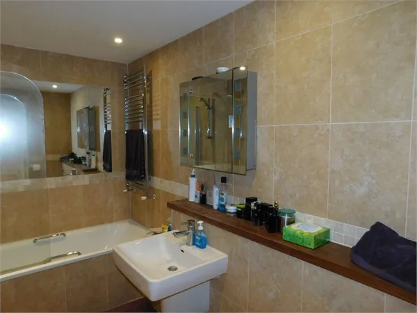 Aragon Court Broadway, Ealing, London, W13 0TL, photo 4