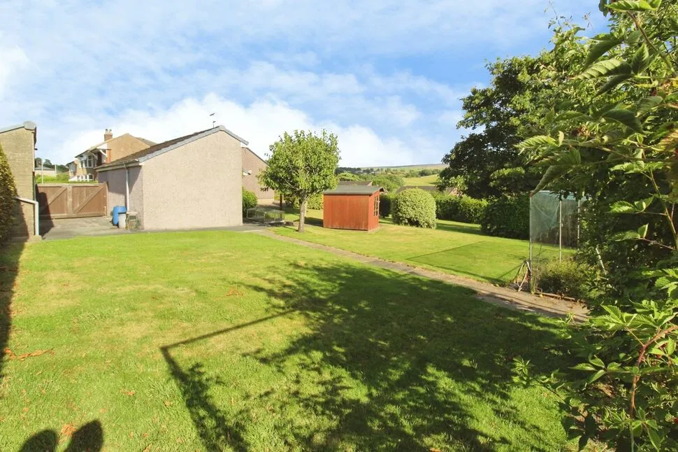 Boulsworth Grove, Colne, Lancashire, BB8, photo 12