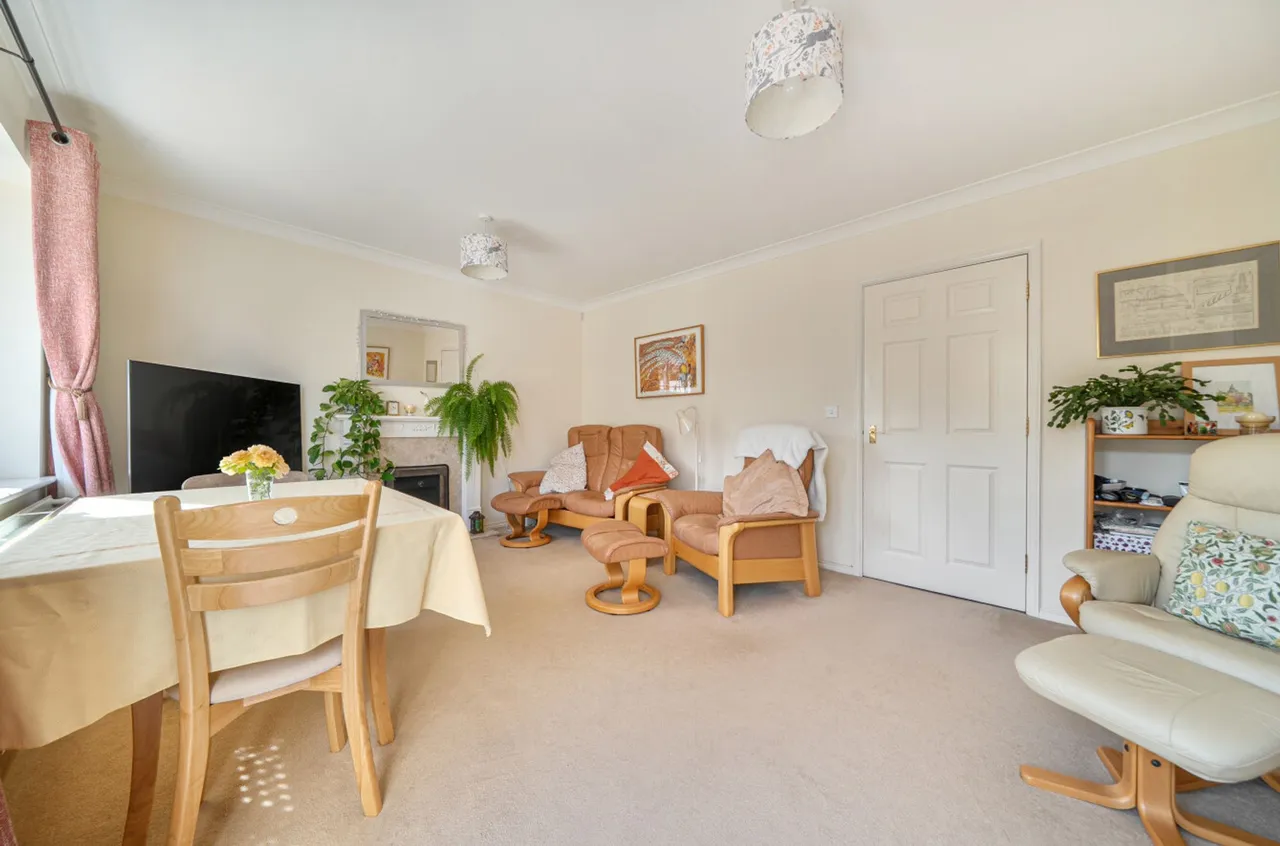 Clay Lane, Fishbourne, PO18, photo 6