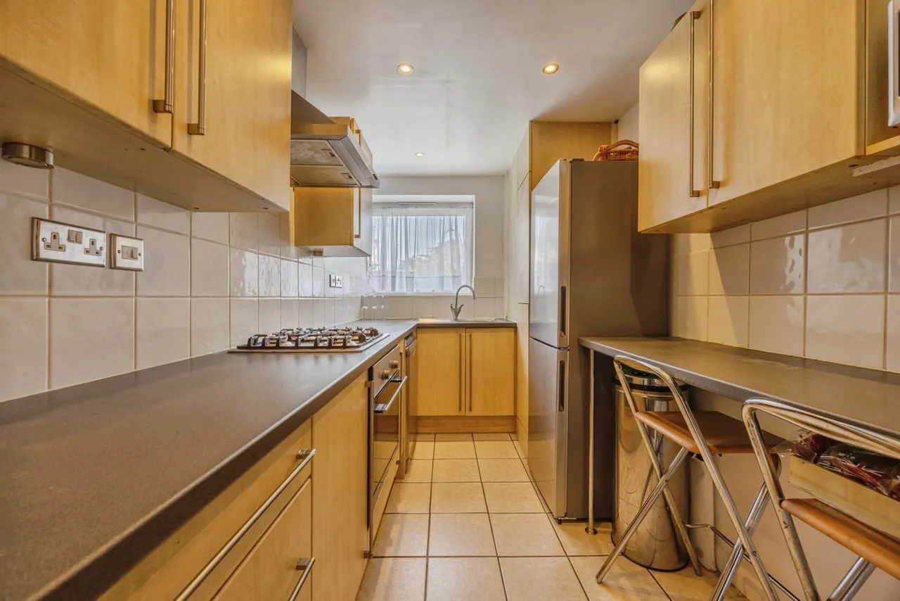 Leigham Court Road, London, SW16, photo 6