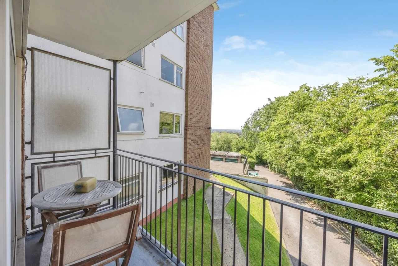 Leigham Court Road, London, SW16, photo 24