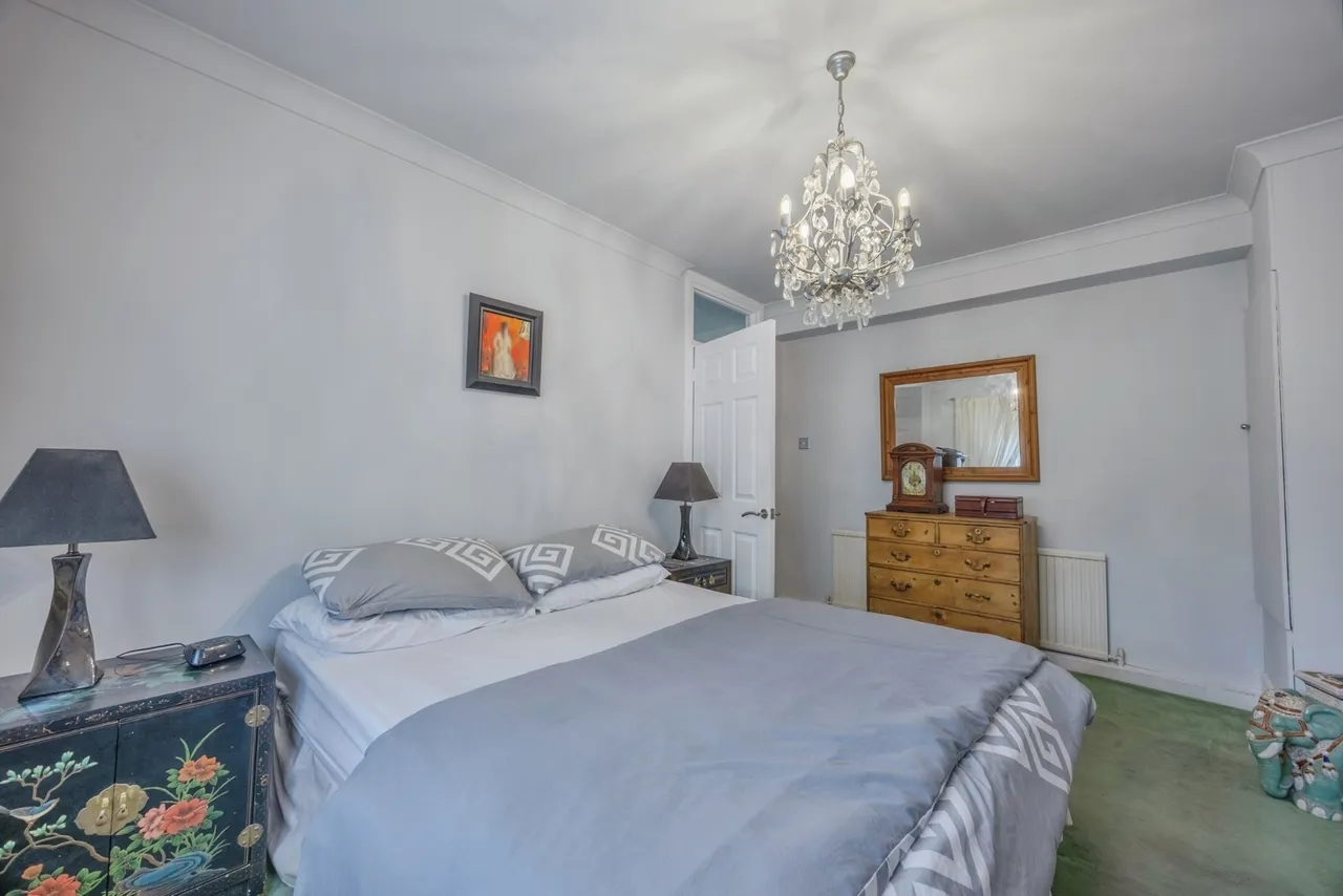 Leigham Court Road, London, SW16, photo 12