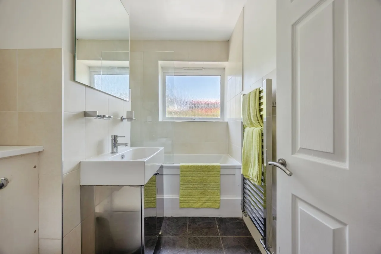 Leigham Court Road, London, SW16, photo 16