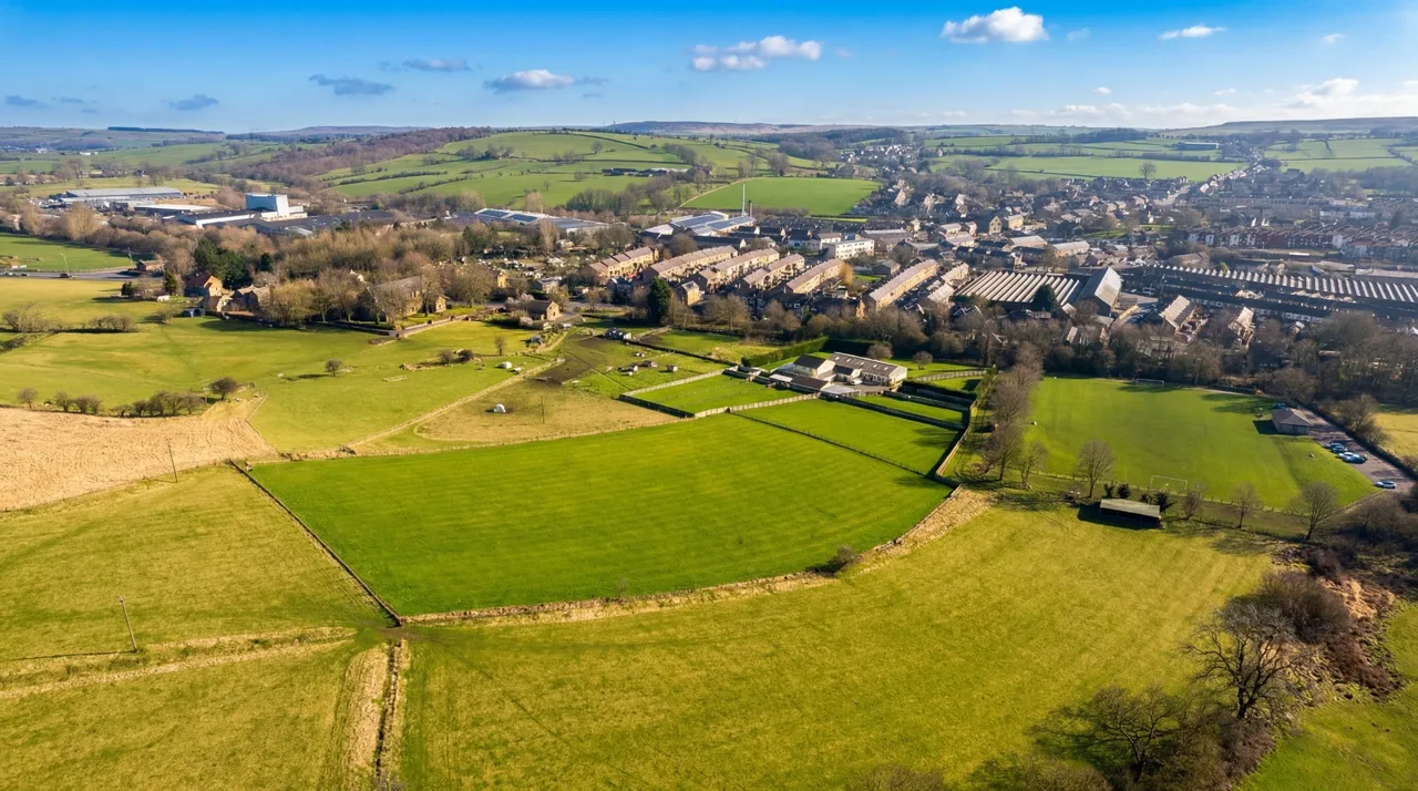 Skipton Road, Earby, BB18, photo 10