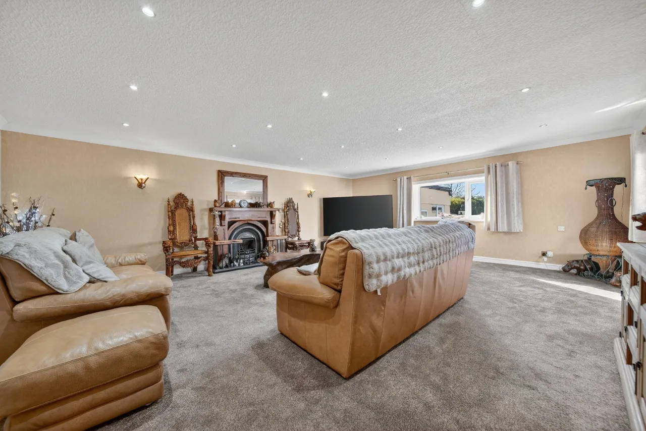 Skipton Road, Earby, BB18, photo 4