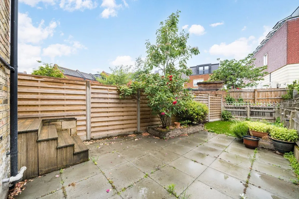 Strathville Road, SW18, photo 6