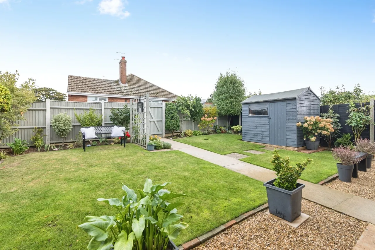 Oulton Road, Lowestoft, NR32, photo 16