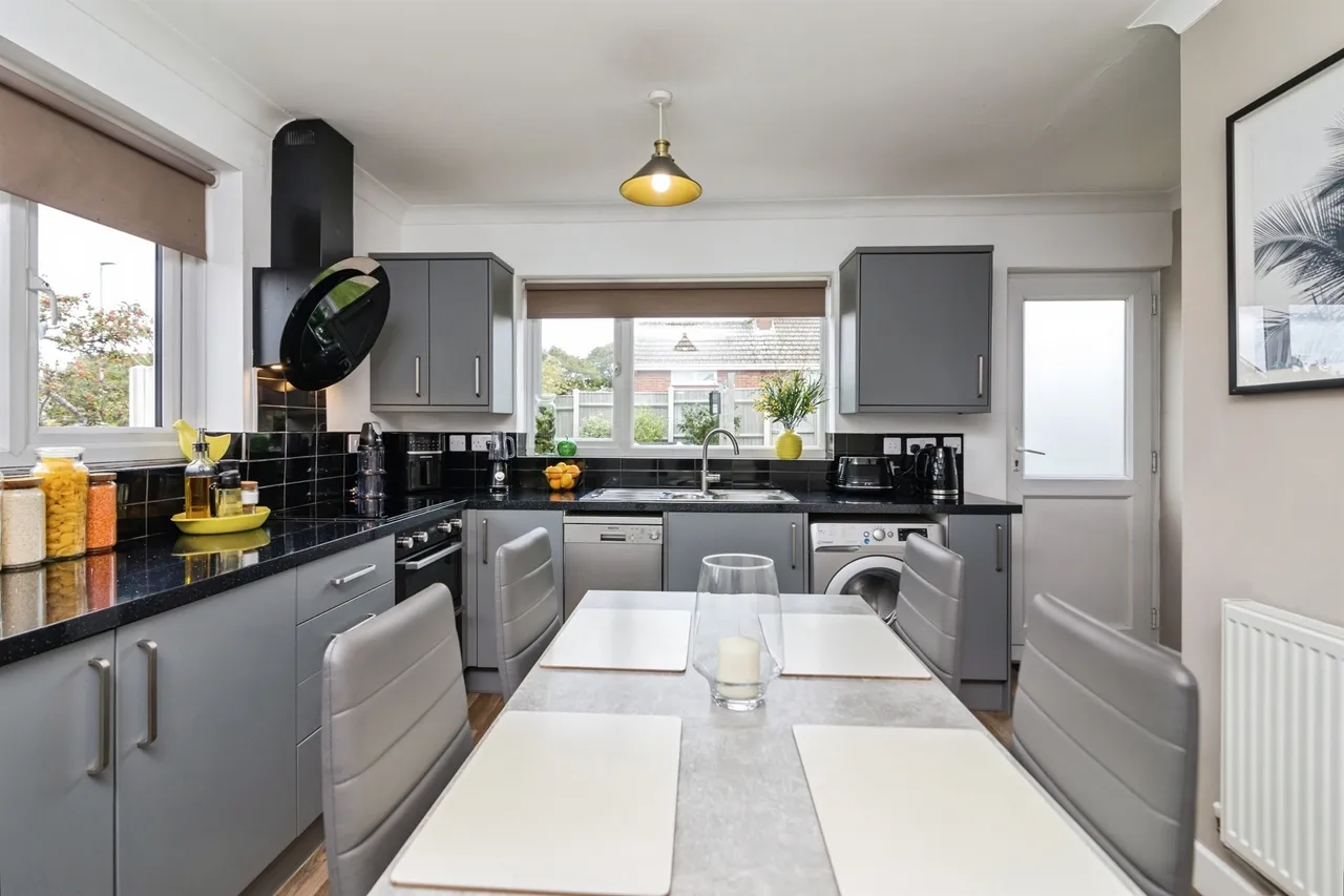 Oulton Road, Lowestoft, NR32, photo 8