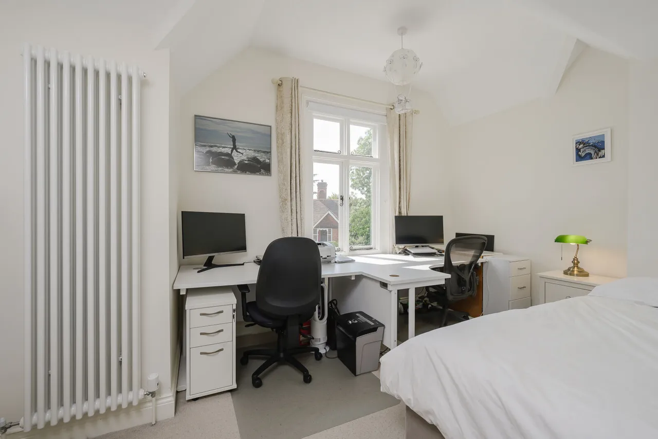 Mostyn Road, Merton Park, SW19, photo 9