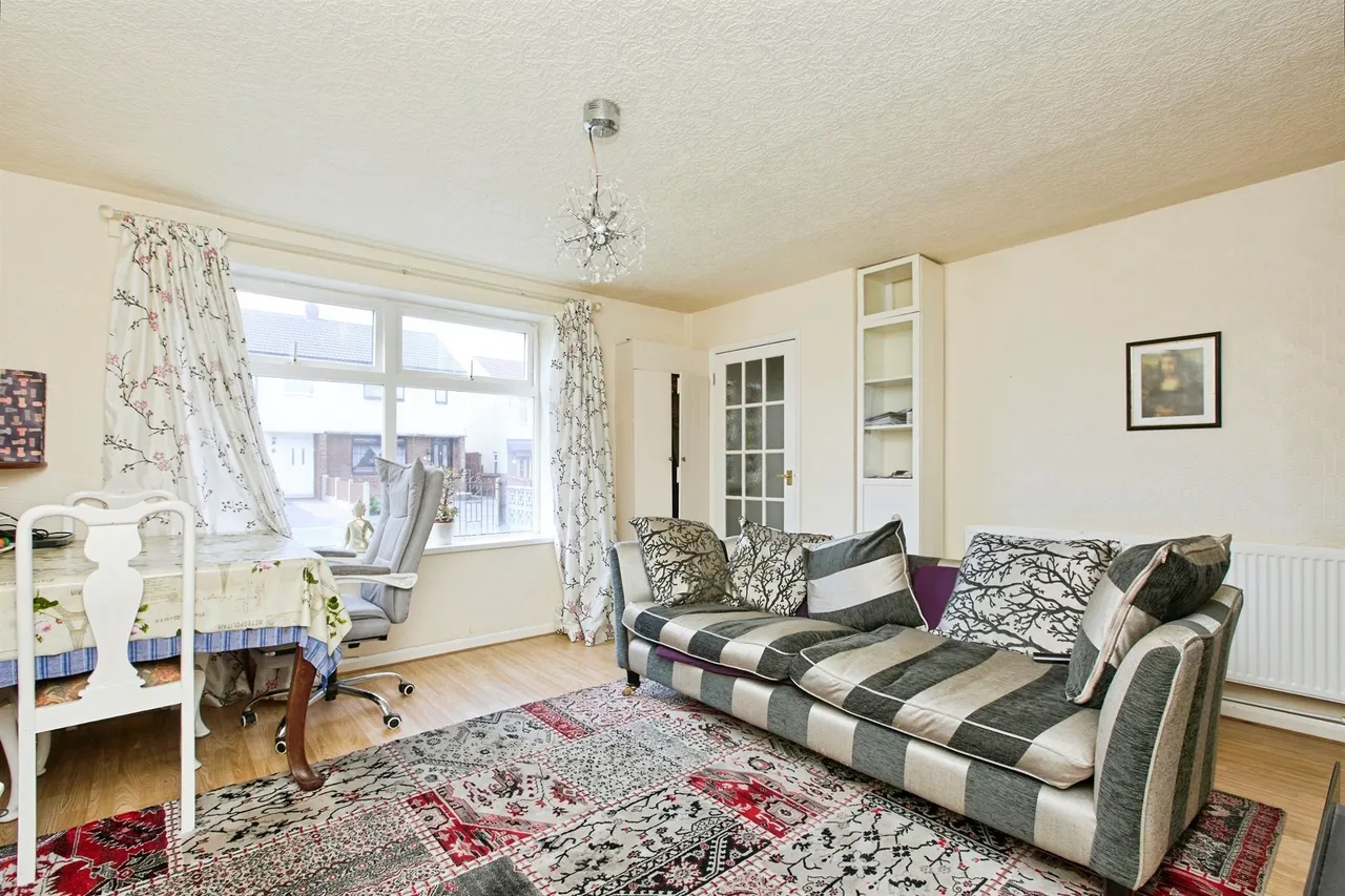 Cowper Street, Sinfin, Derby, photo 2