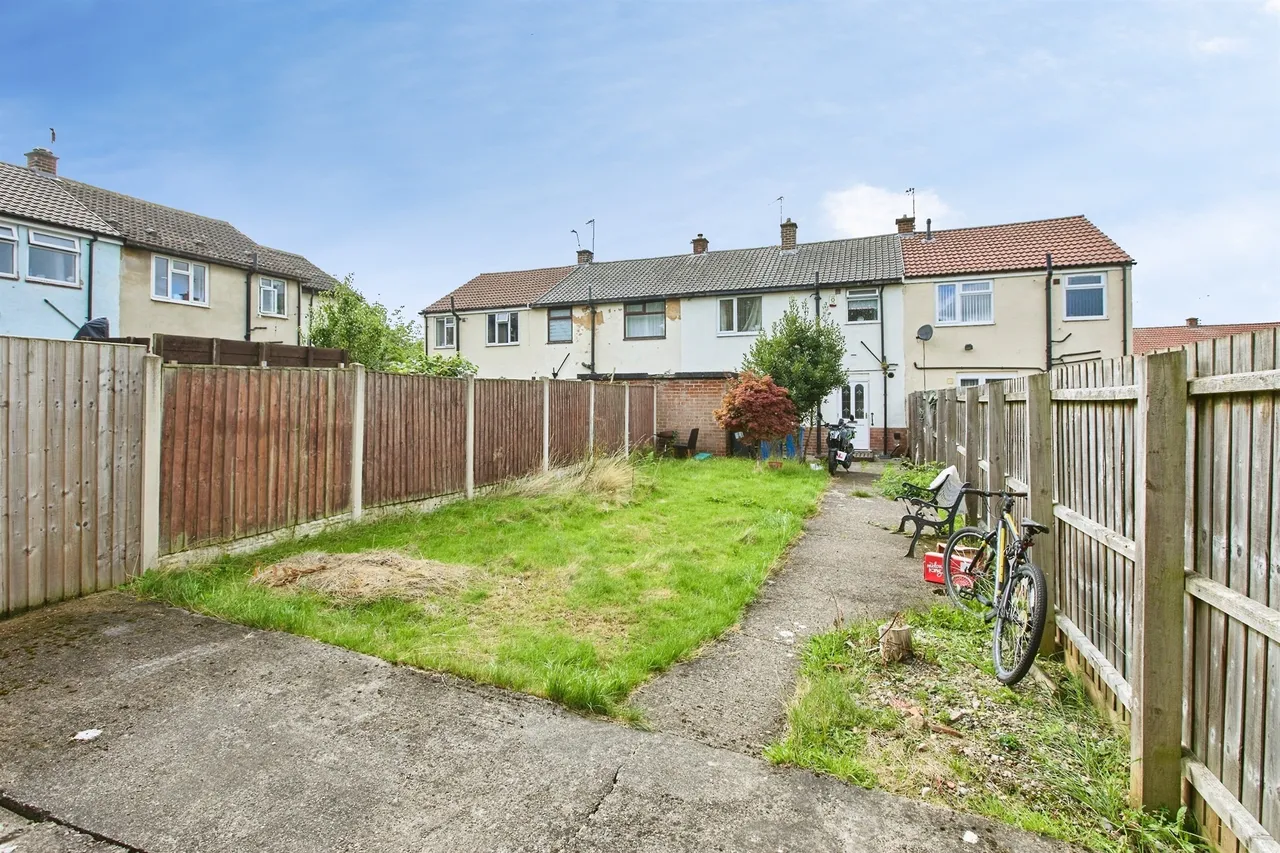 Cowper Street, Sinfin, Derby, photo 12