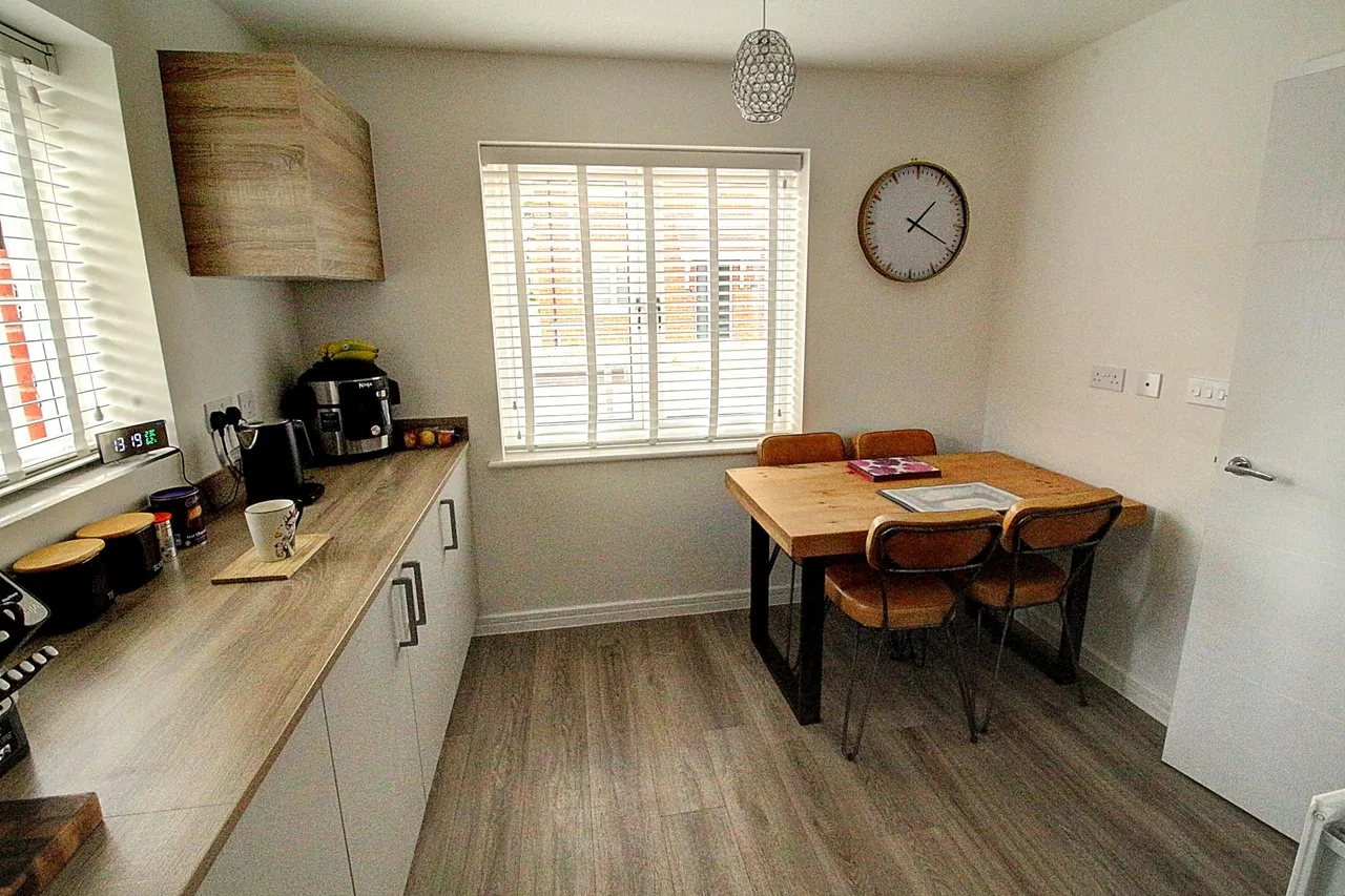 Milbanke Close, Earl Shilton, LE9, photo 11