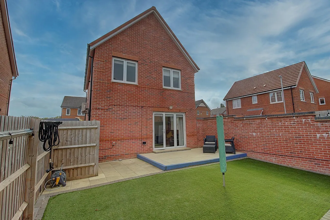 Milbanke Close, Earl Shilton, LE9, photo 22