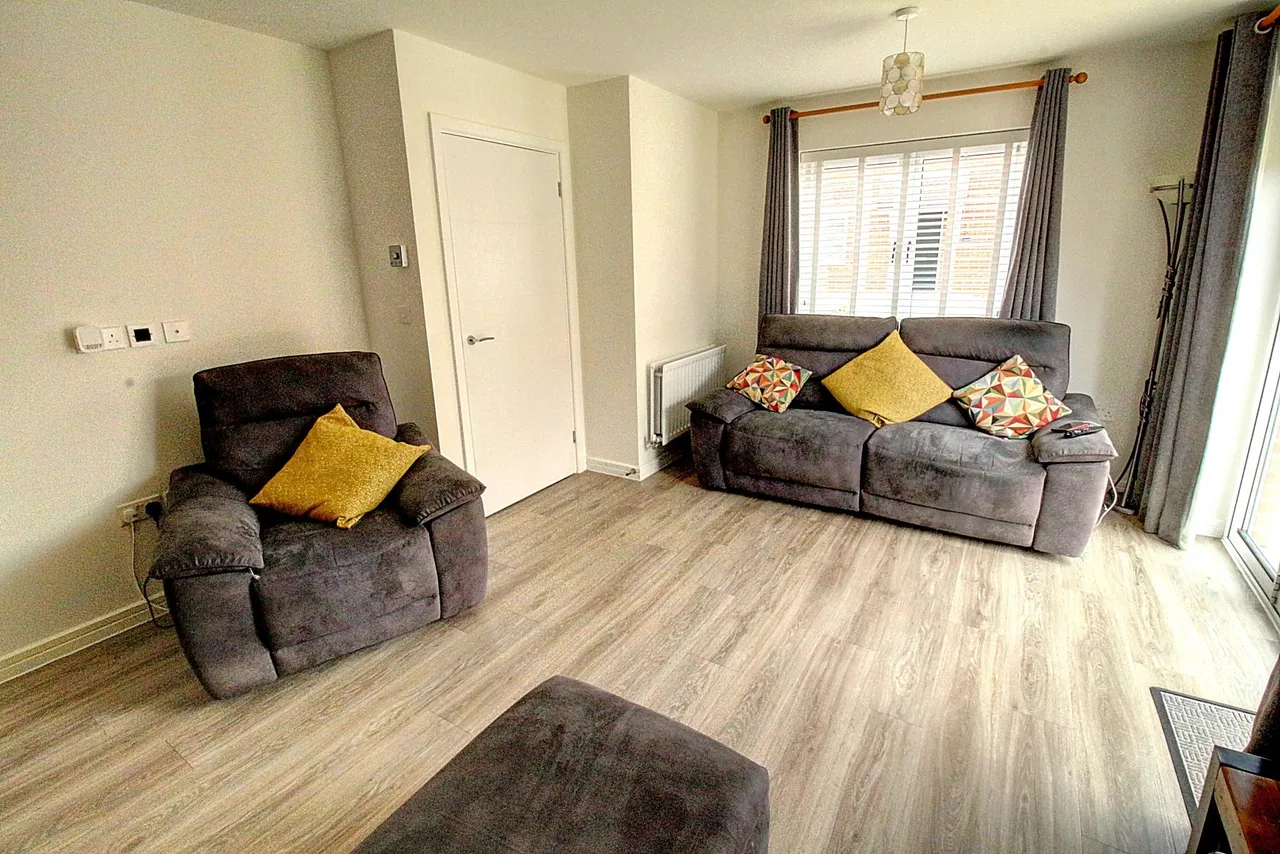 Milbanke Close, Earl Shilton, LE9, photo 7