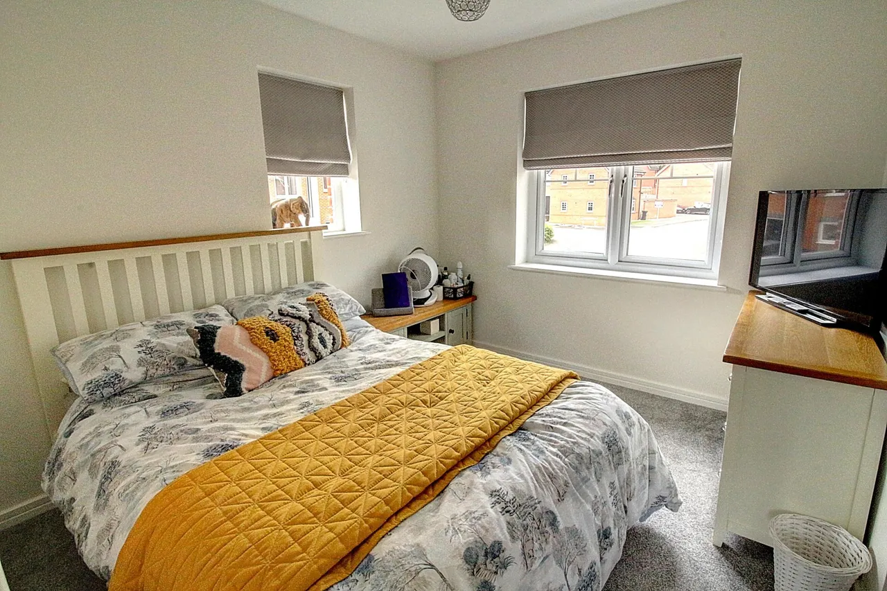 Milbanke Close, Earl Shilton, LE9, photo 17