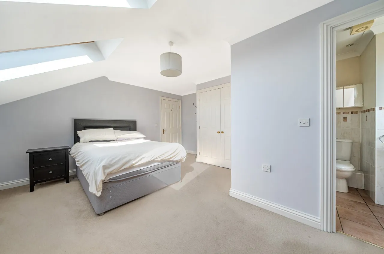 Archers Road, Banister Park, SO15, photo 8