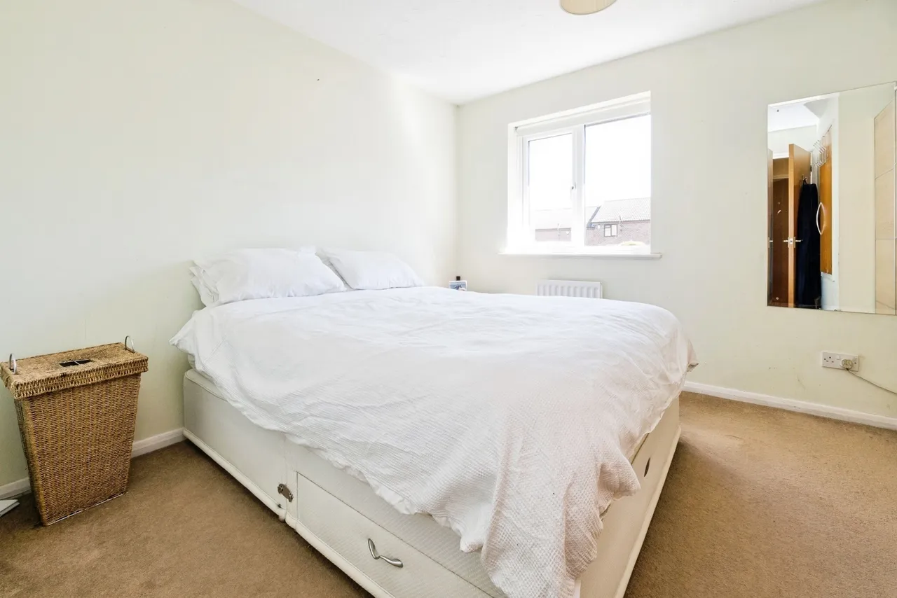Alderwood Close, Abridge, Romford, Essex, RM4, photo 9