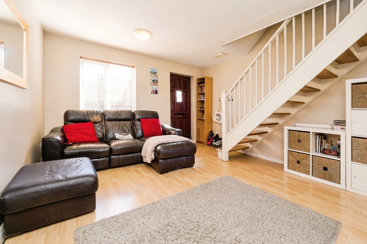 Alderwood Close, Abridge, Romford, Essex, RM4, photo 7