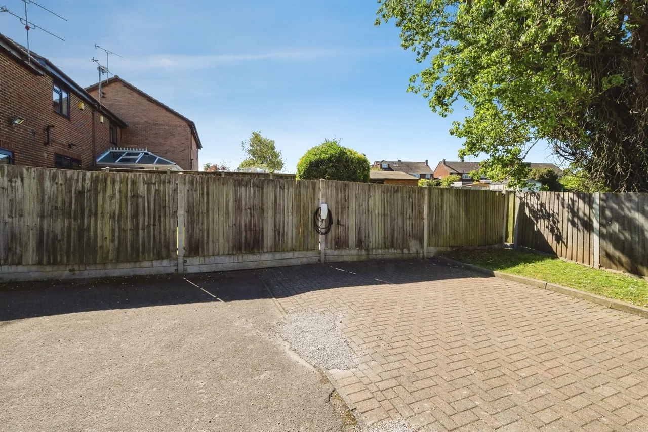 Alderwood Close, Abridge, Romford, Essex, RM4, photo 16