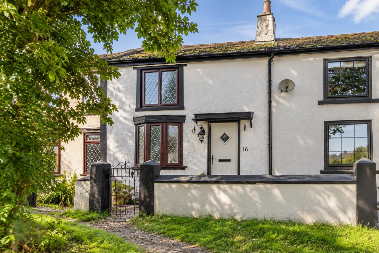 2 bed house for sale, Watling Street, Affetside, BL8