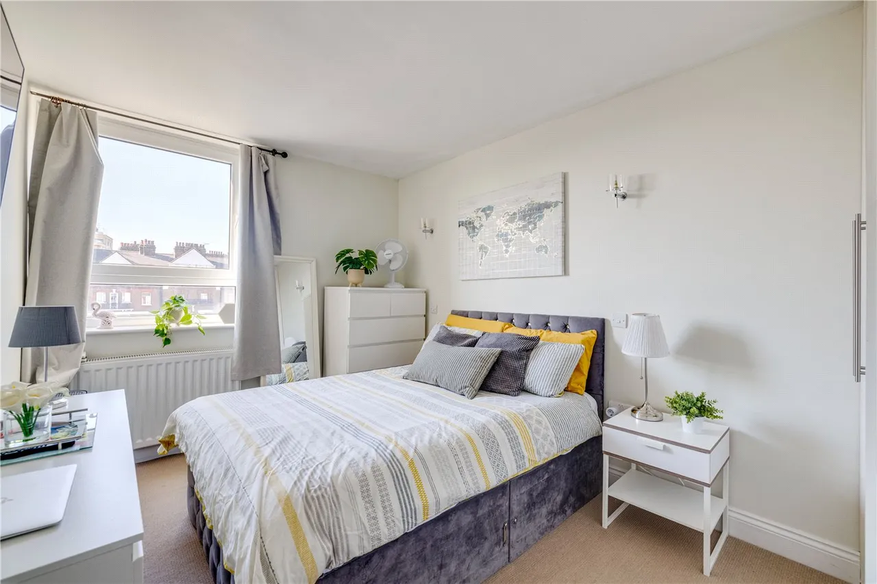 King Charles House, Wandon Road, London, SW6, photo 2