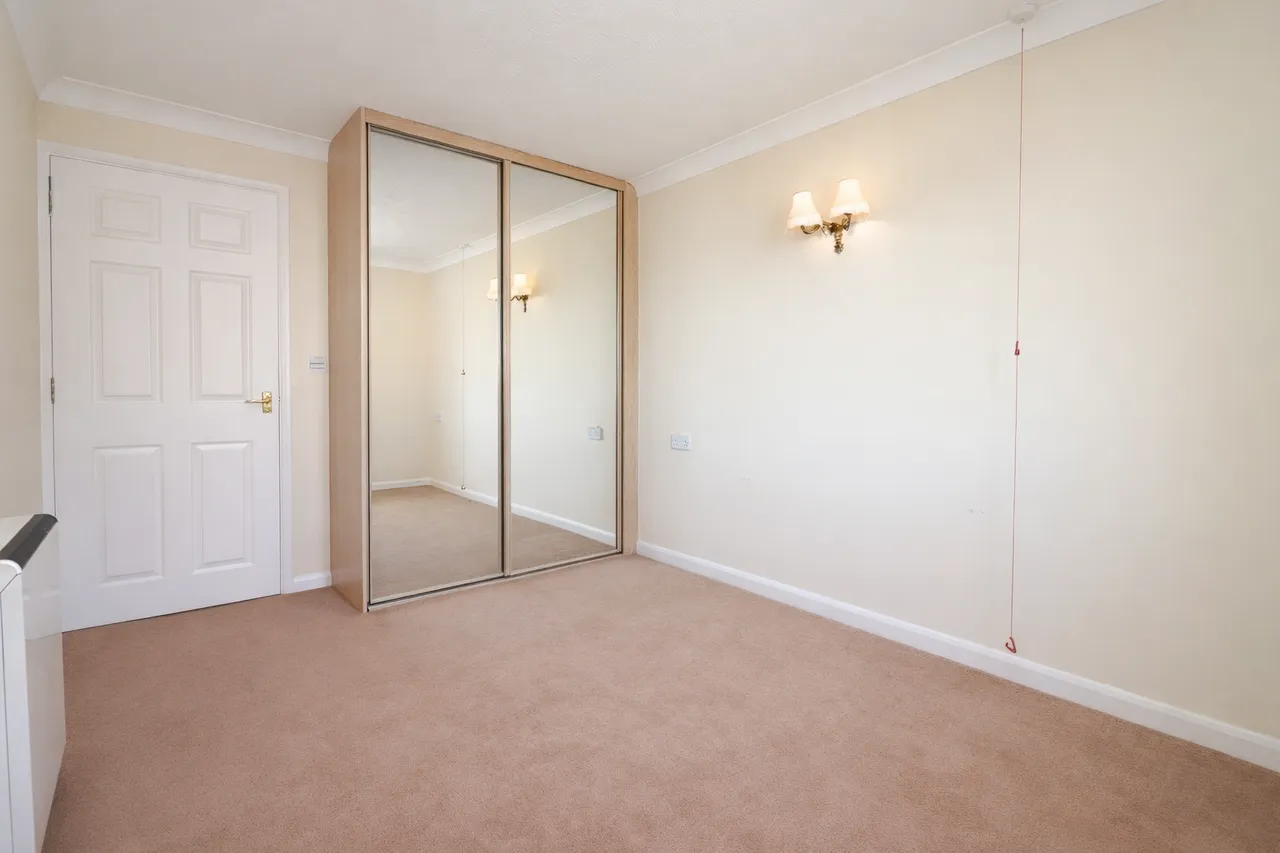 Burges Court, Station Road, Thorpe Bay, SS1, photo 7