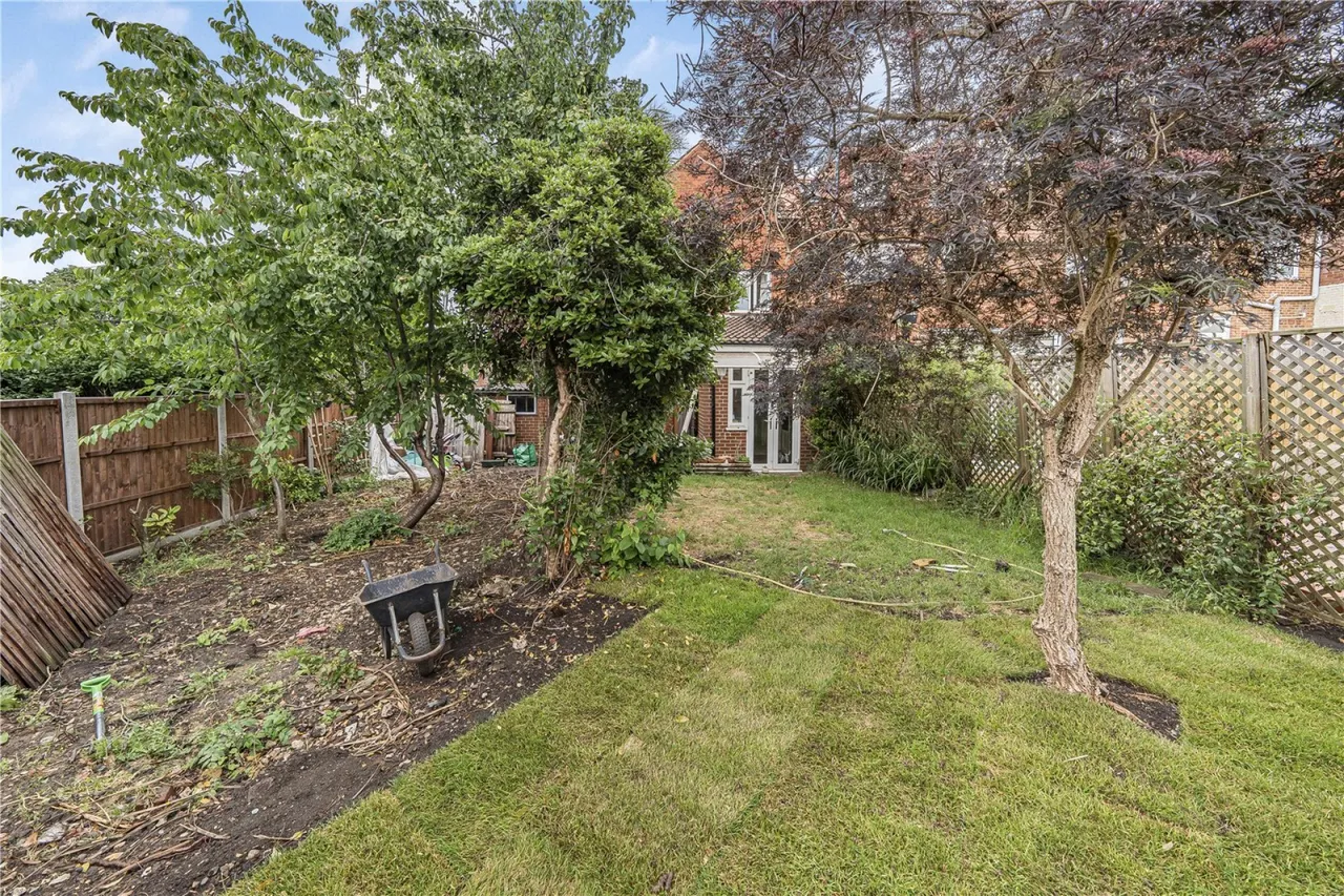 Dover House Road, London, photo 11