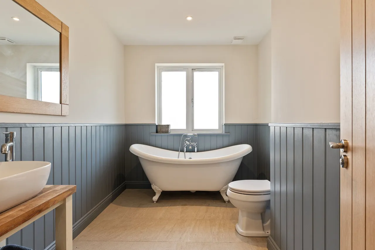 Tytherley Road, Winterslow, SP5, photo 30