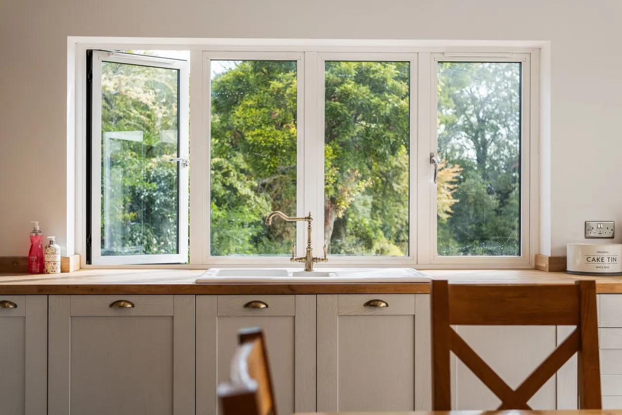 Tytherley Road, Winterslow, SP5, photo 7