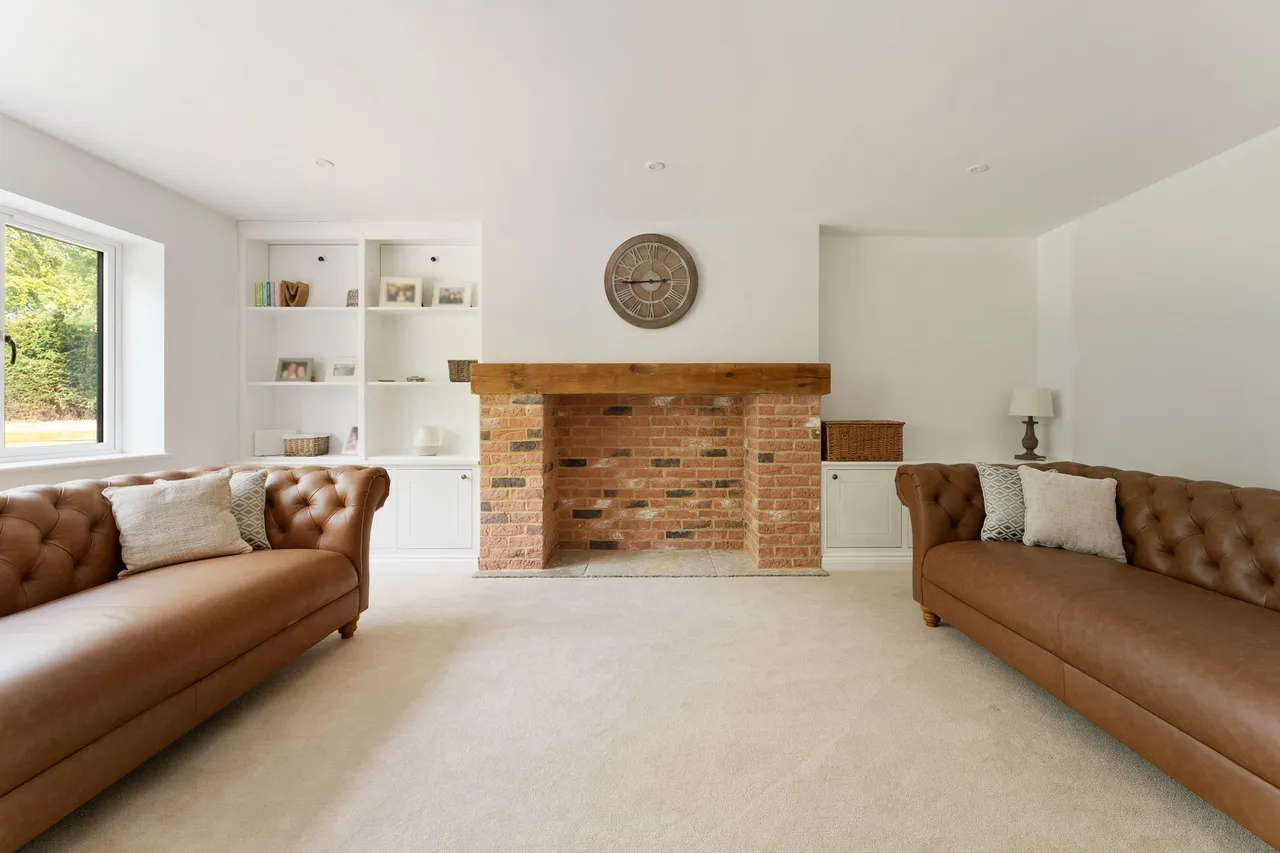 Tytherley Road, Winterslow, SP5, photo 11