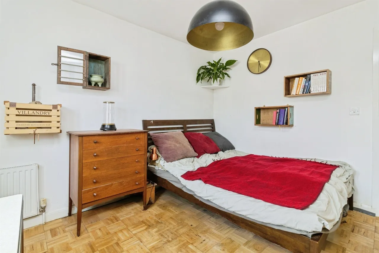 Whitelake Place, West Golds Way, Newton Abbot, photo 8
