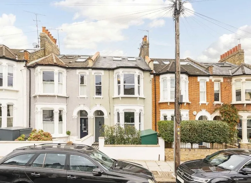 5 bed house to rent — Bucharest Road, Battersea, SW18
