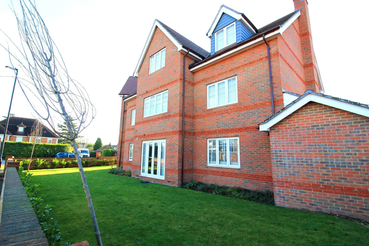 110 Larchfield Road, MAIDENHEAD, photo 9