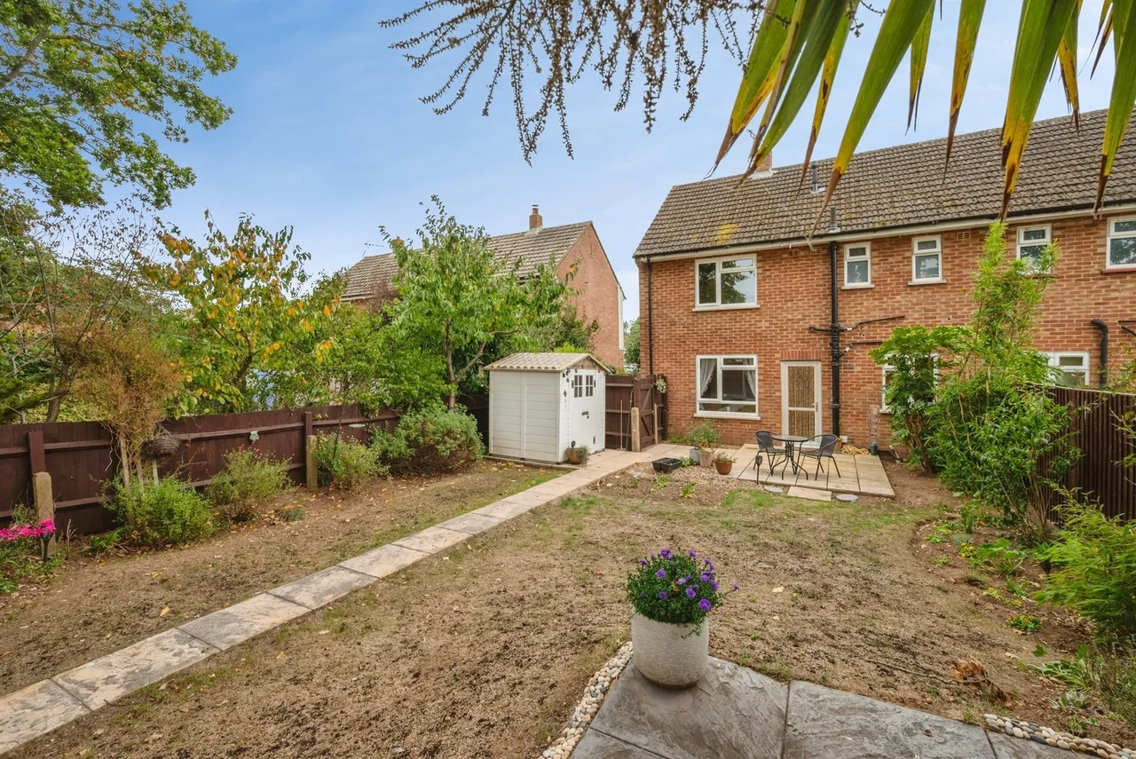 Hoveton Place, Badersfield, NR10, photo 14
