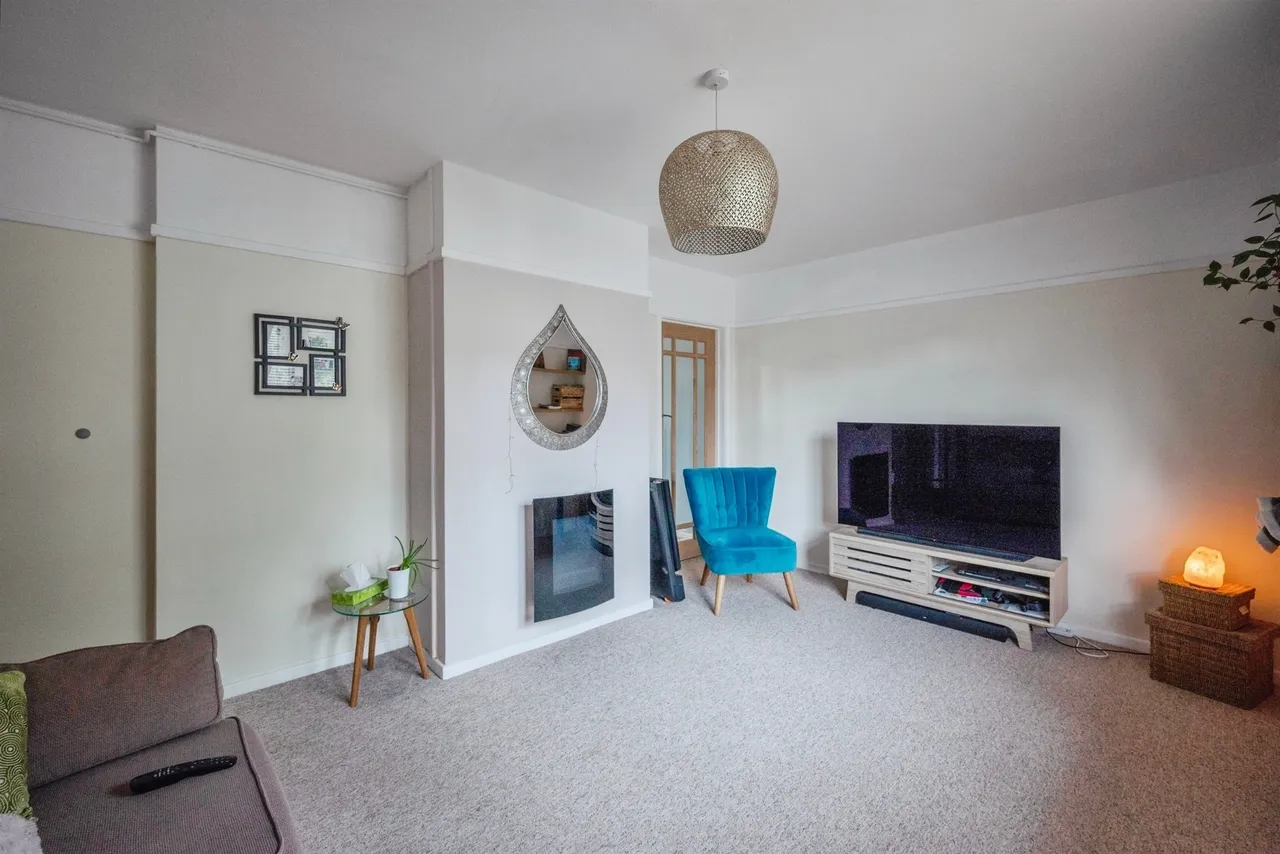 Hoveton Place, Badersfield, NR10, photo 6
