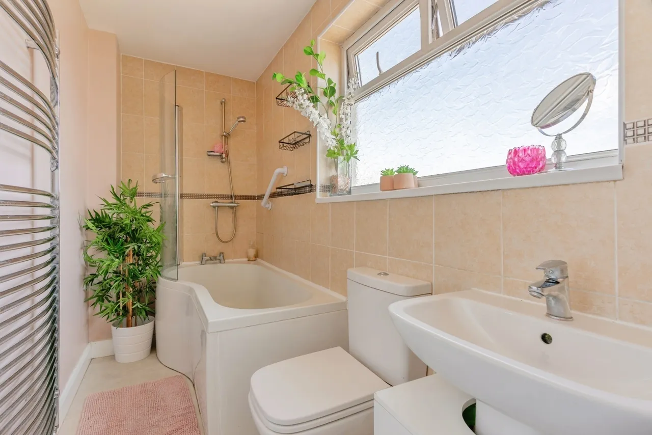 Calder Avenue, Billington, Clitheroe, Lancashire, BB7, photo 7