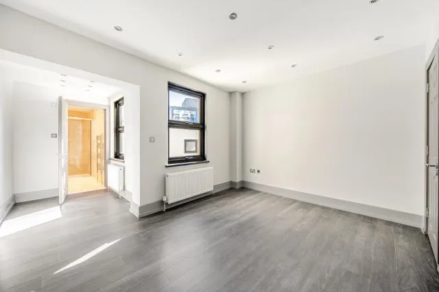 Queen Street, Maidenhead, SL6, photo 12