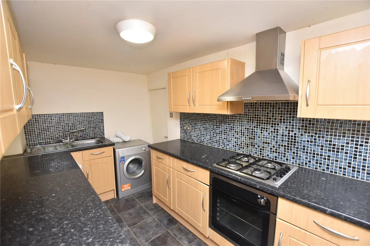 Springfield Road, Guiseley, LS20, photo 3