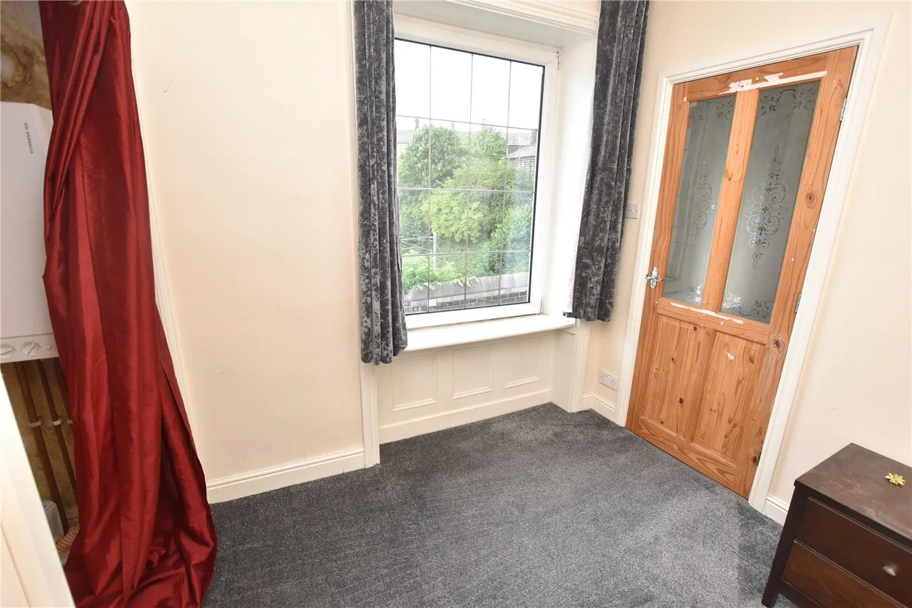 Springfield Road, Guiseley, LS20, photo 6